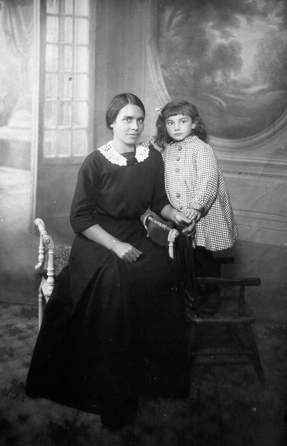 Zelie Nivard et Georgette.jpg